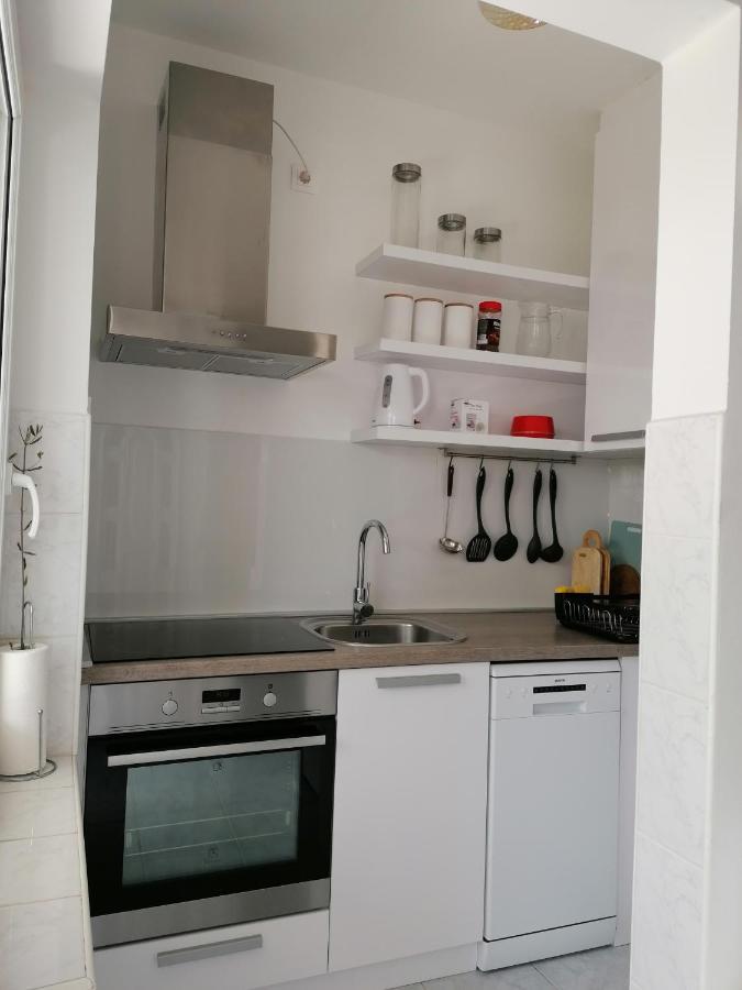 Apartmani Gaj Малинска Экстерьер фото